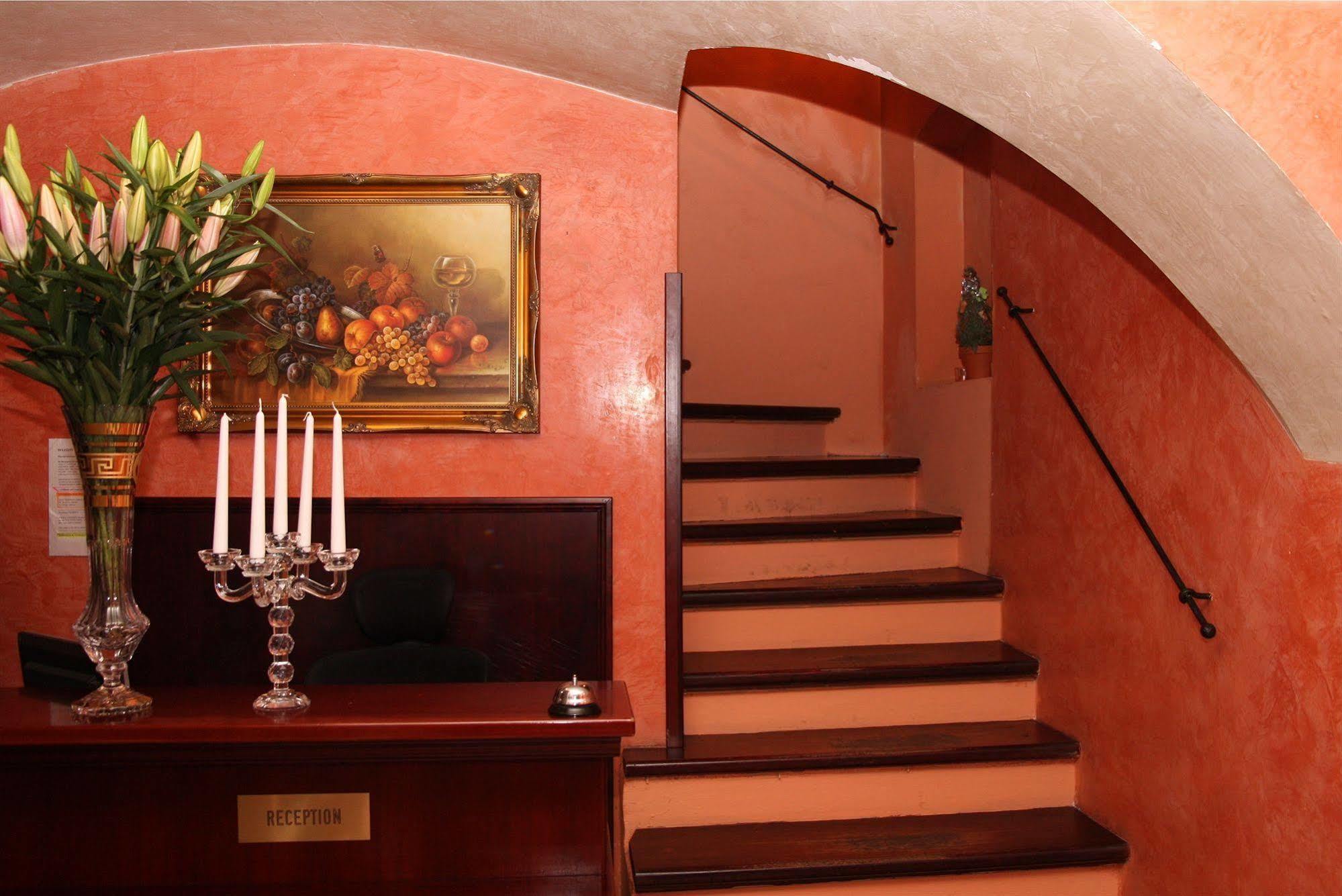 Prague Golden Age Hotel Bilik gambar